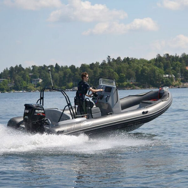 Hyr Infanta 5.8 RIB-båt